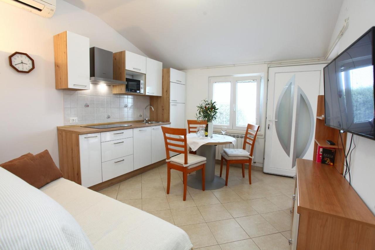 Sea View Apartments Portoroz Zm Exterior foto